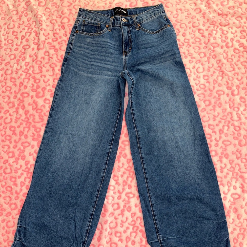 Fashion Nova Medium Blue Wide-Leg High-Rise Jeans